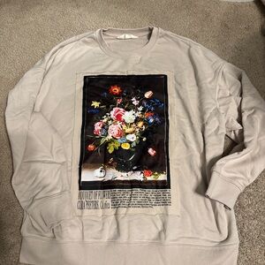 Primark Beige bouquet of flowers art crewneck
